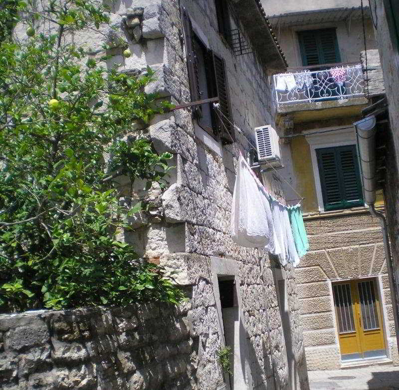 Smoljo Apartments Split Exterior photo